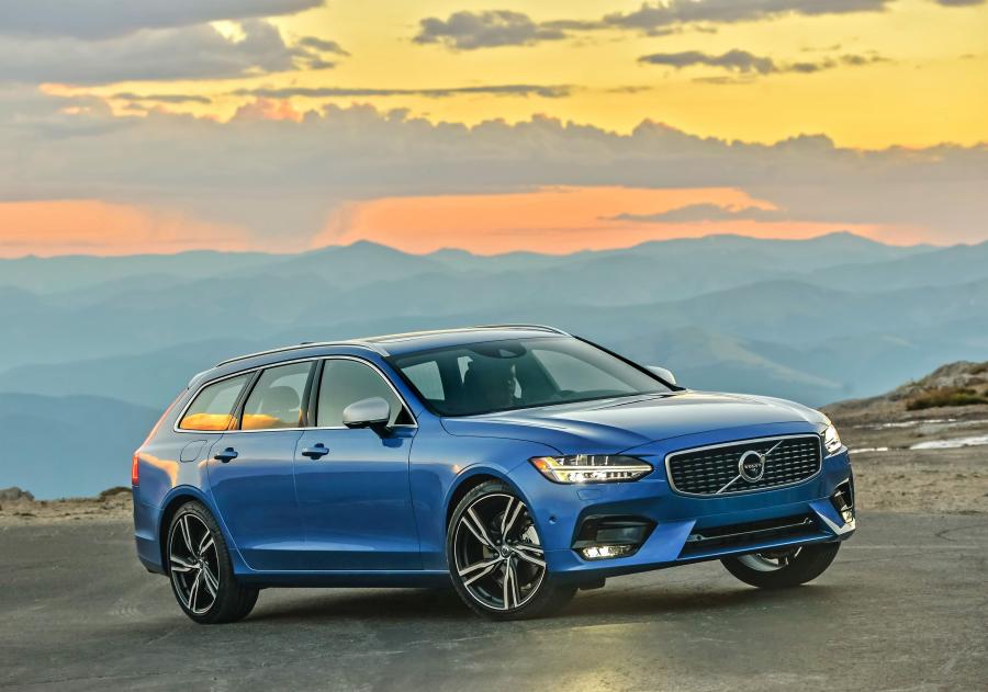  Volvo V90 T6 R-Design 2017 года  (NA) (фото 14 из 18)